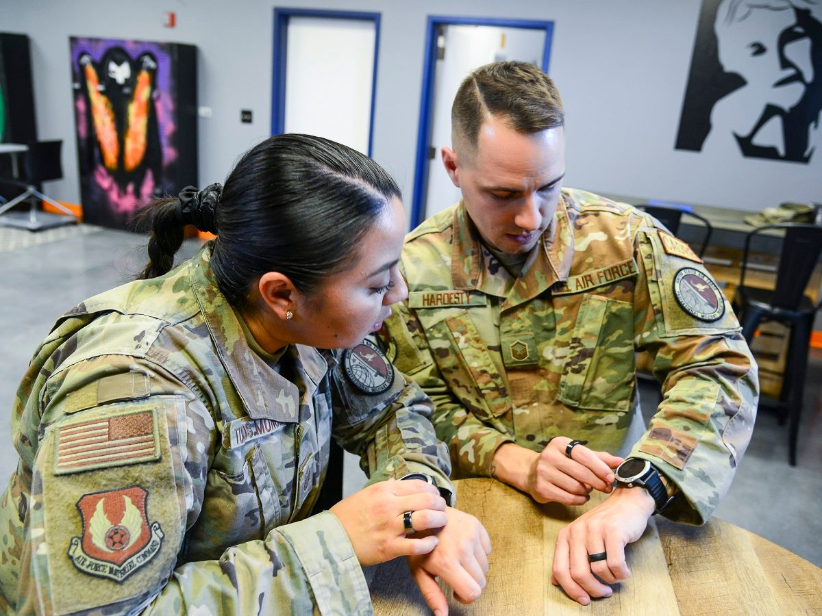 US Air Force Base Utilizes Smart Watches to Train Better Leaders ...